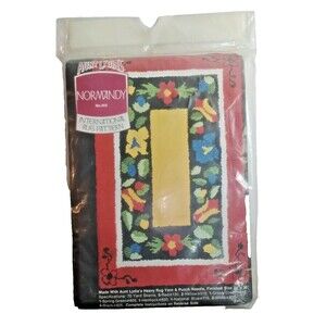 Aunt Lydia's Normandy International Flower Rug Pattern No. 405   24" x 36"  NIP